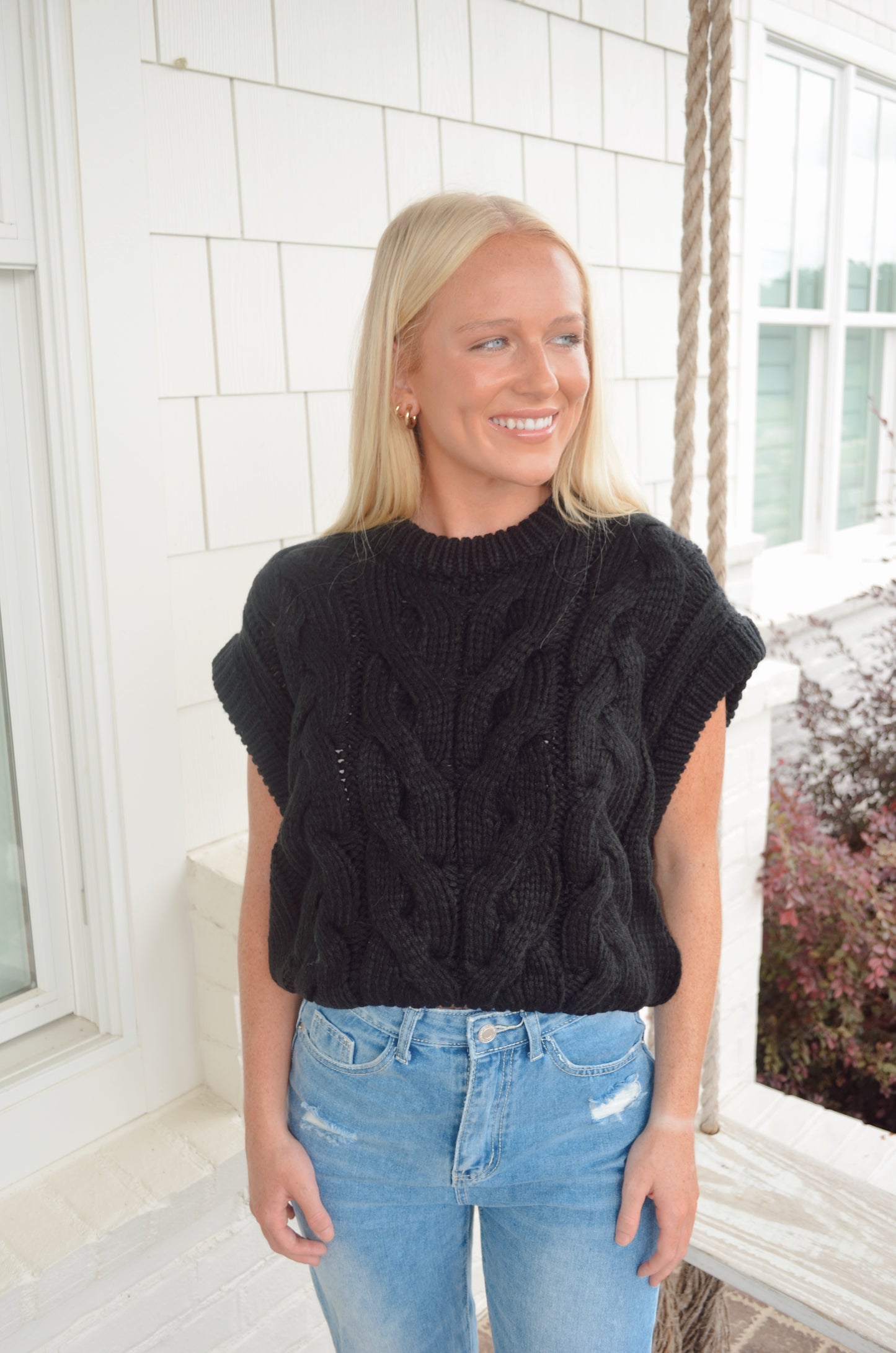 Twisted Cable Knit Sweater Vest Top - Black